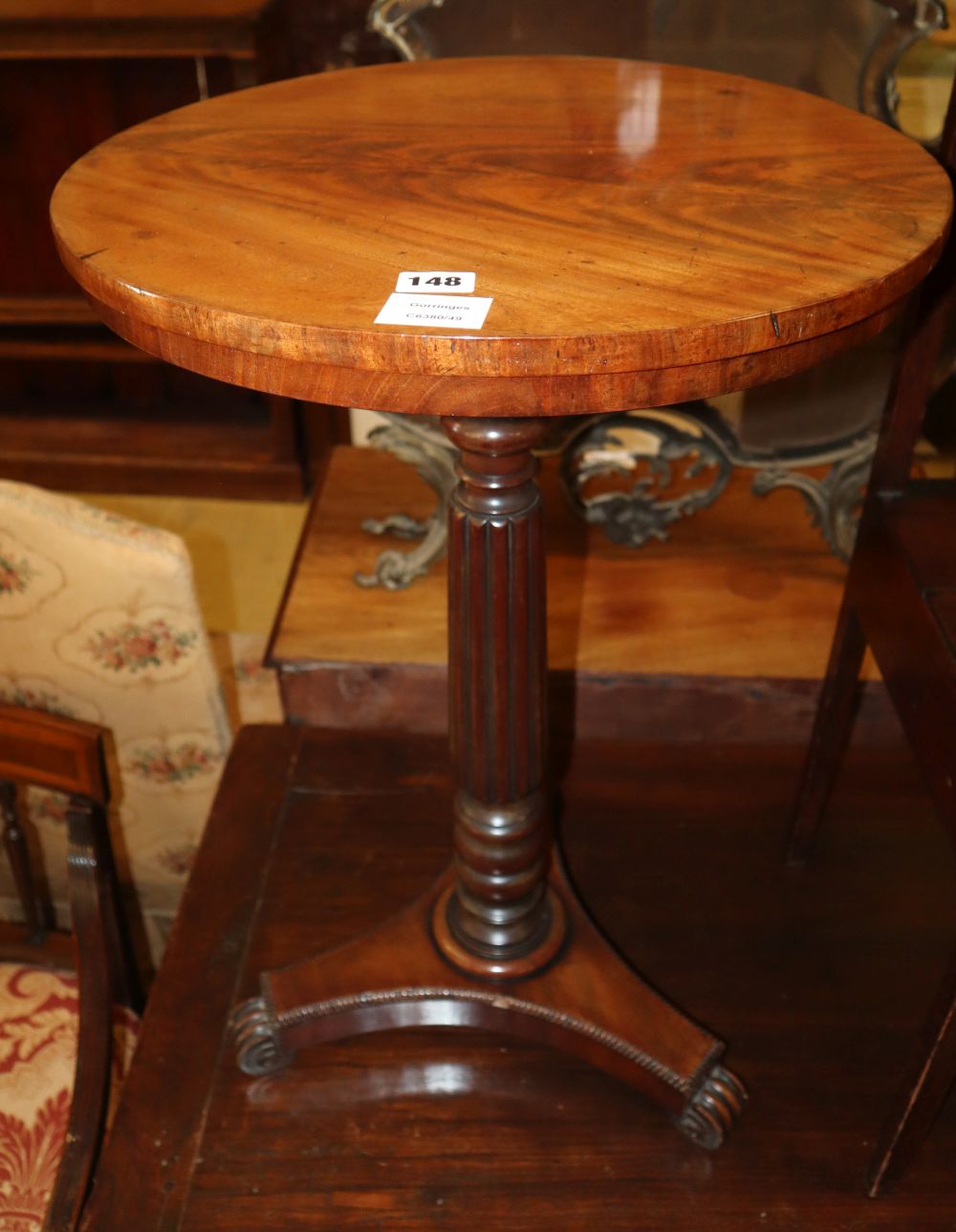 A Victorian circular mahogany occasional table, 45cm diameter, H.72cm
